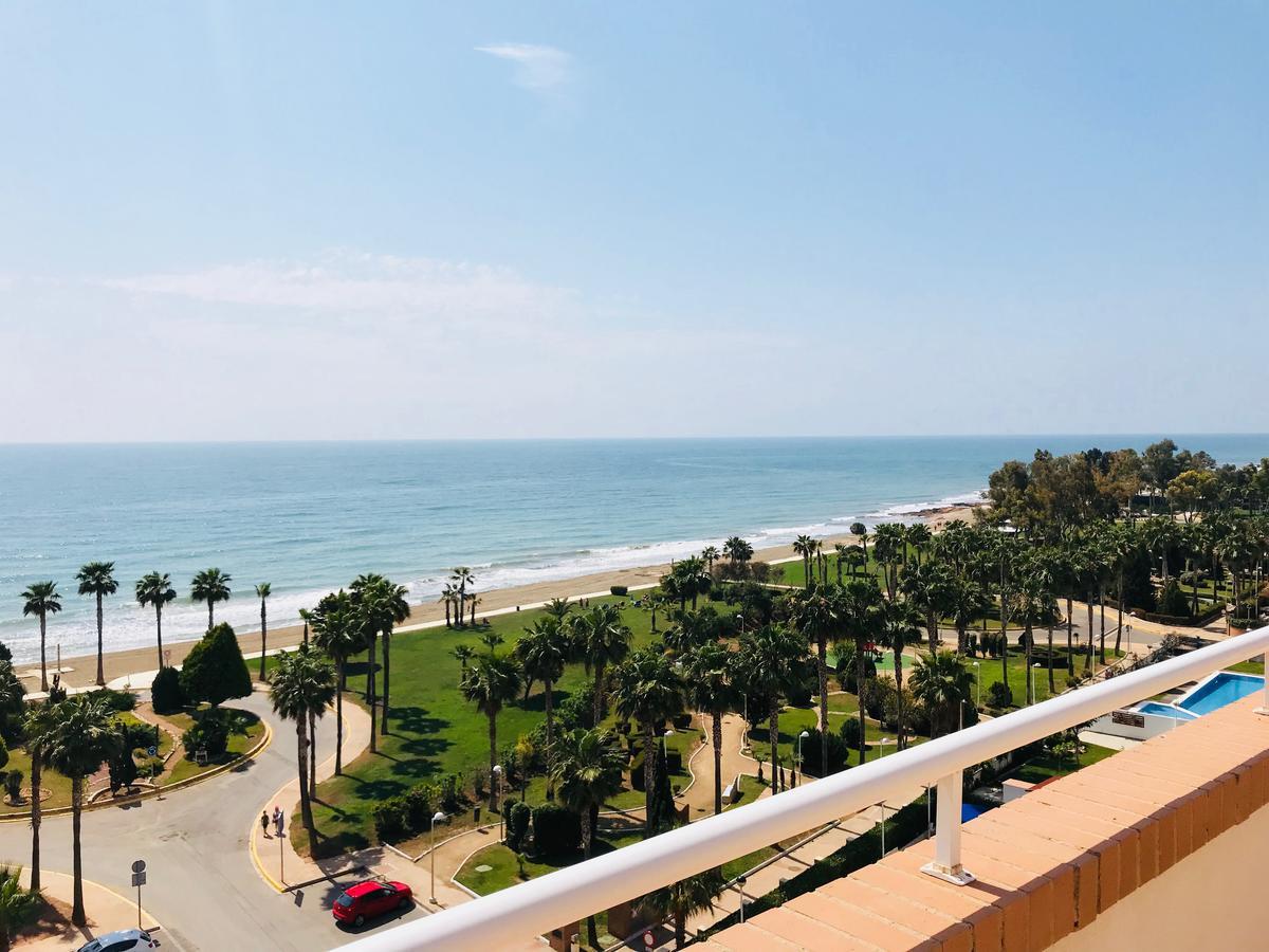 Aticos Deluxe Marina Dor Appartamento Oropesa del Mar Esterno foto